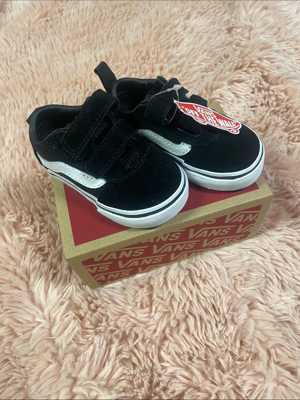 Vans Black & White Toddler Velcro Old Skool Sneakers